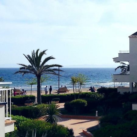 Residencia Platja De Roses Apartment Exterior photo